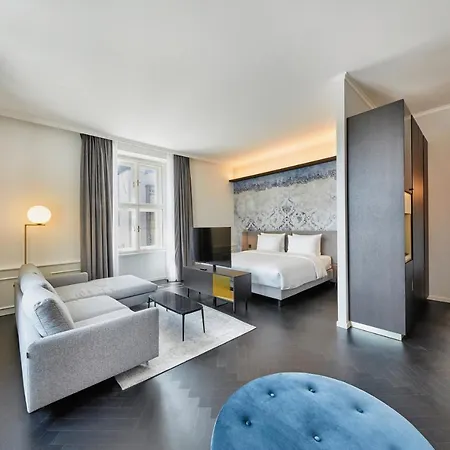 Hyperion Hotel