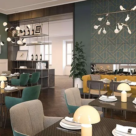 Hotel Hyperion